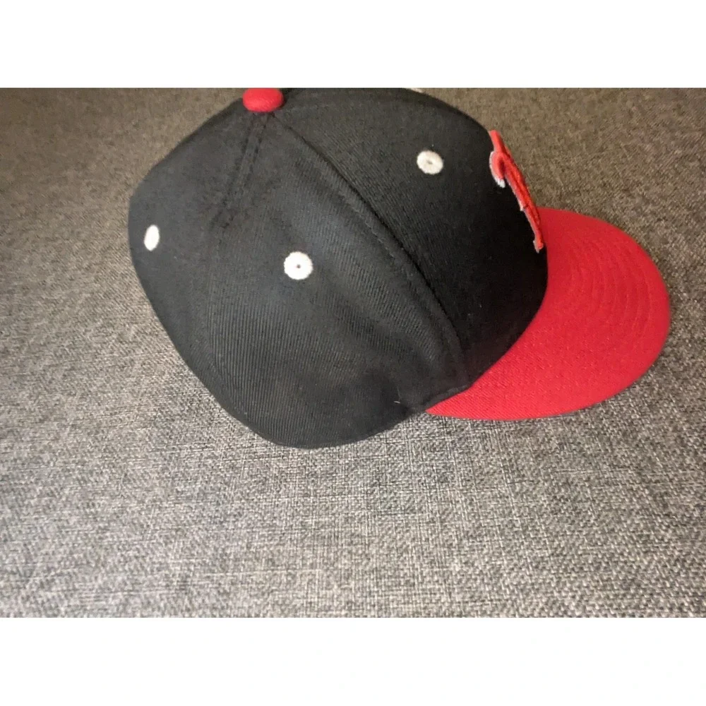 New Era Boston Red Sox Baseball Hat Cap MLB Adult Fitted 7 3/8 Red Brim Edition‎